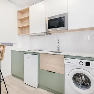 https://exclusive-comedia-apartments.1costadelsol.com
